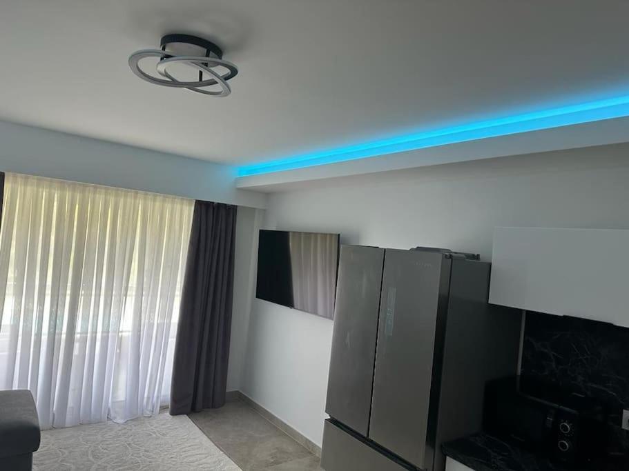 Apartment 3p 50m² 400m Antibes